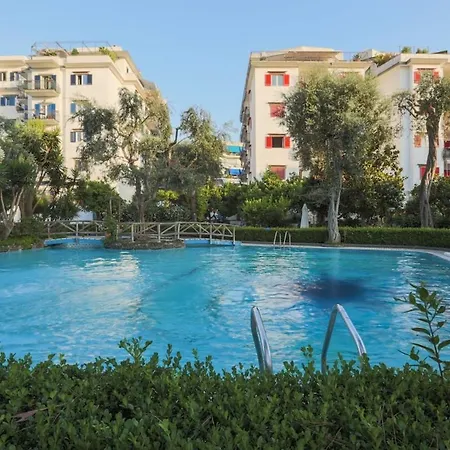 Sorrentovibes - Modern With Terrace, Swimming Pool&tennis * Сорренто