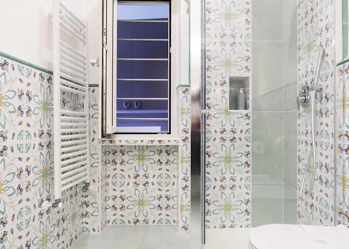 Sorrentovibes - Modern With Terrace, Swimming Pool&tennis Lejlighed