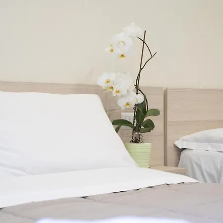 Sorrentovibes - Modern With Terrace, Swimming Pool&tennis סורנטו