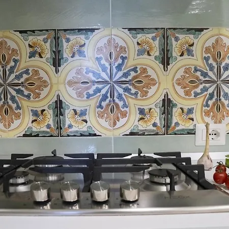 Apartamento Sorrentovibes - Modern With Terrace, Swimming Pool&tennis