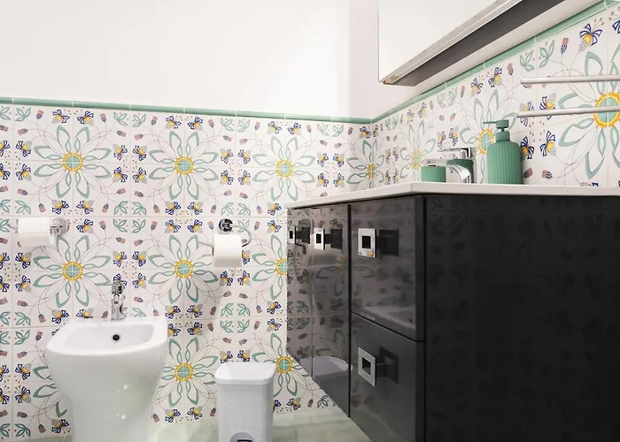 Sorrentovibes - Modern With Terrace, Swimming Pool&tennis Apartment *