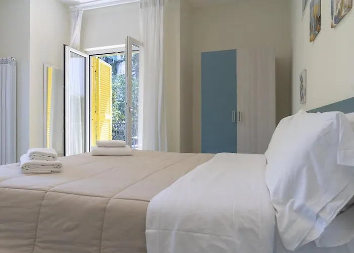 Sorrentovibes - Modern With Terrace, Swimming Pool&tennis * Sorrente