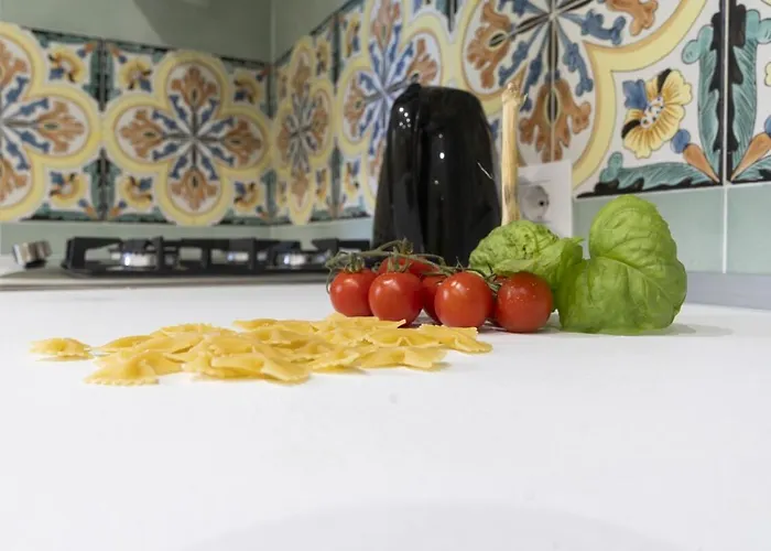 Sorrentovibes - Modern With Terrace, Swimming Pool&tennis Sorrente