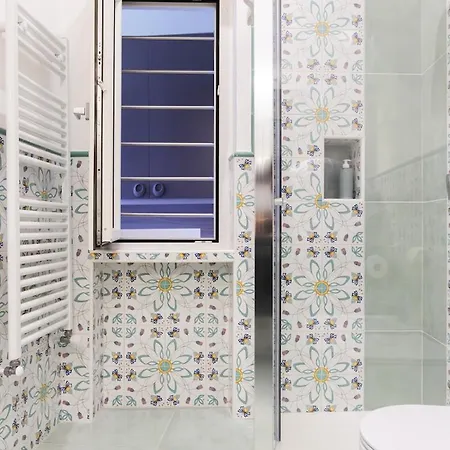 Sorrentovibes - Modern With Terrace, Swimming Pool&tennis Apartmán