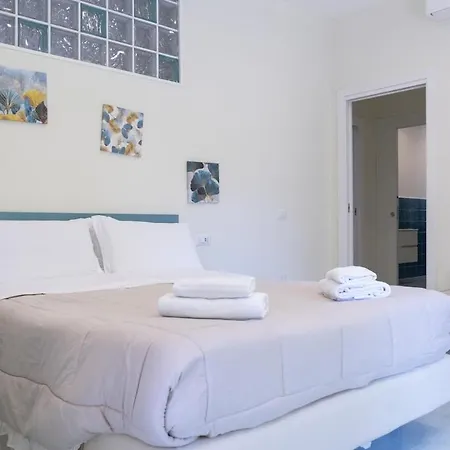 Апартаменти Sorrentovibes - Modern With Terrace, Swimming Pool&tennis Сорренто